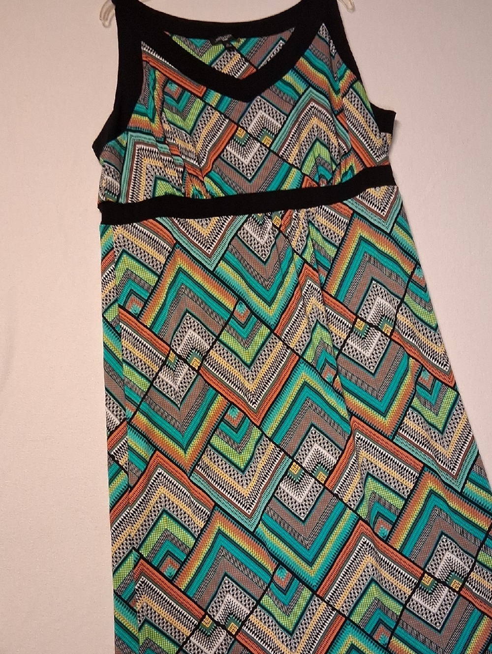 Notations Geometric Maxi Dress in Teal, Green, Orange, Black 50 In Length 3 X